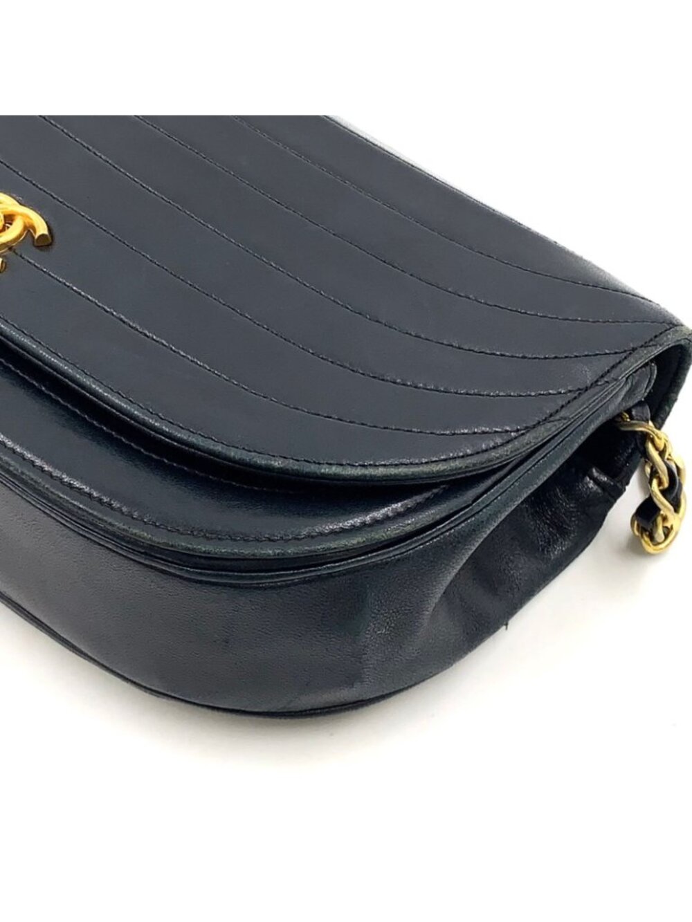 Chanel Half Moon Unknown Lambskin Black Shoulder Bag Gold - Picture 11 of 15